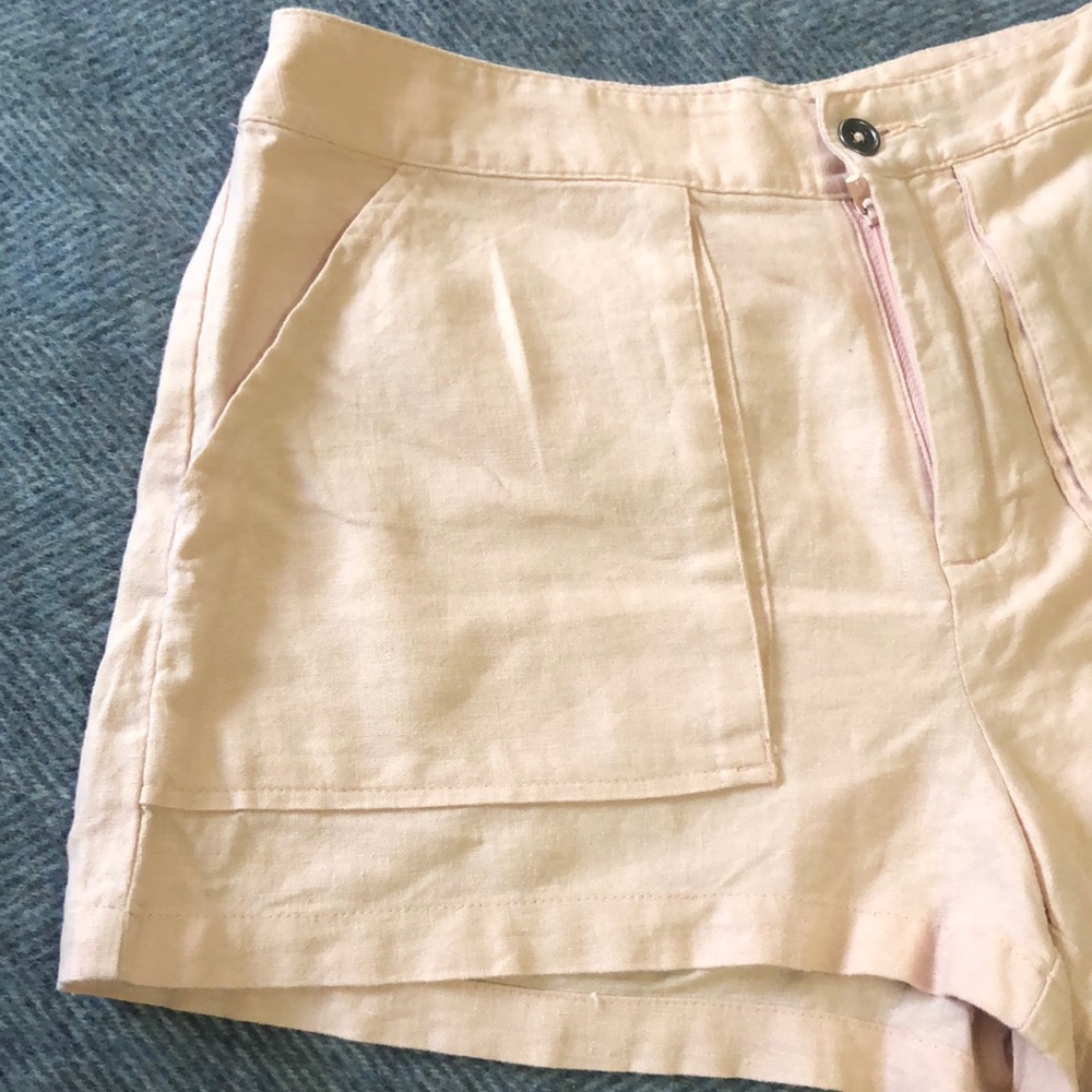 Linen Short Shorts - Picture 2 of 6